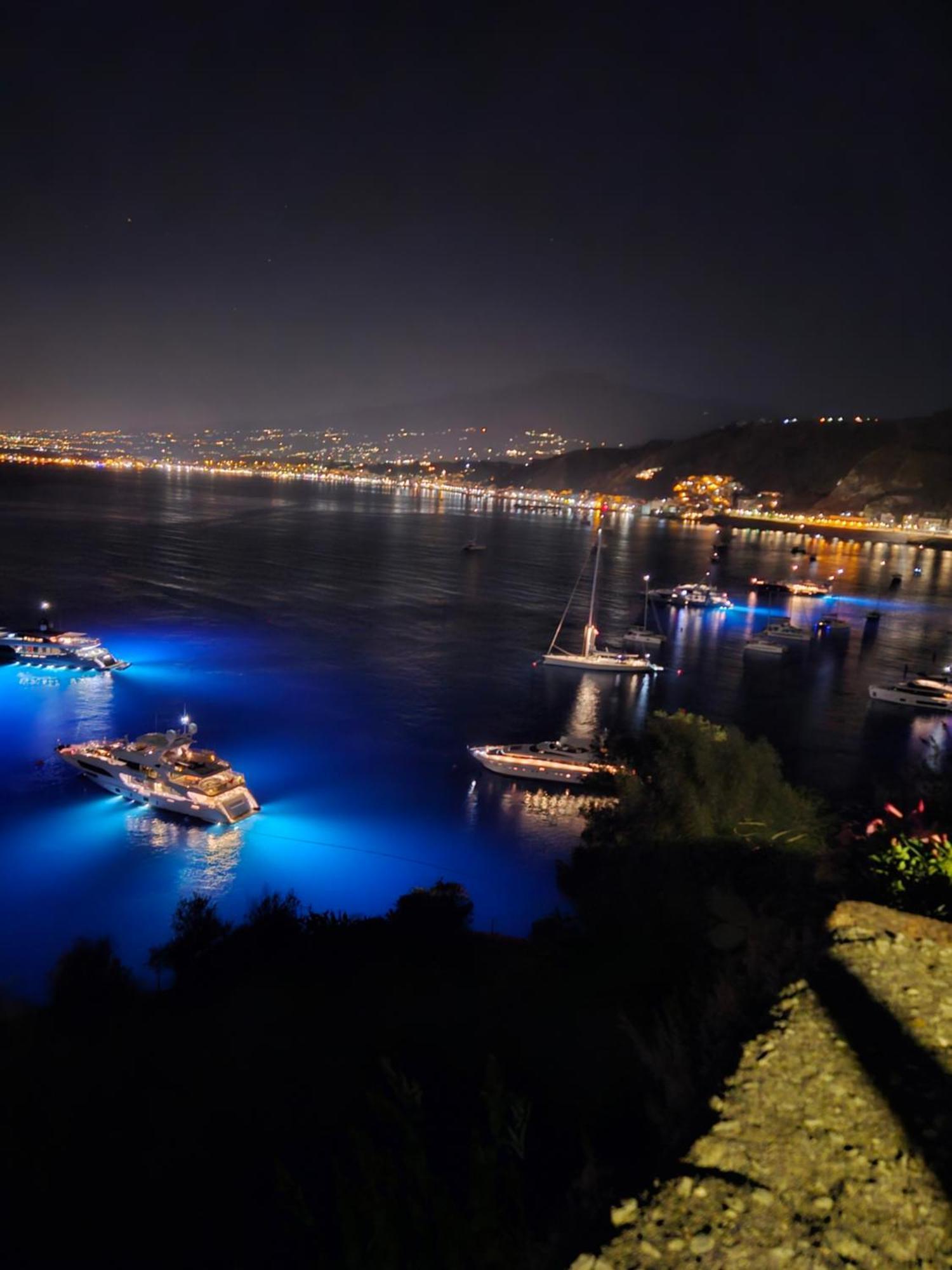 Villa Iris Giardini Naxos Exterior foto